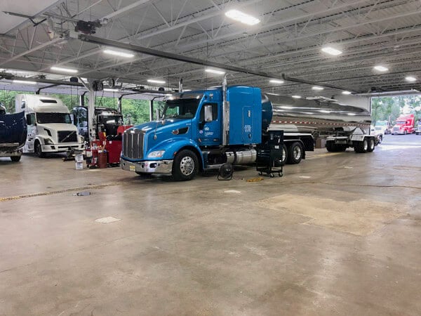 LaBeau Service Bay